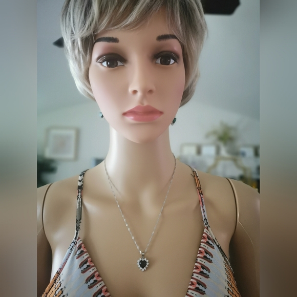 New 925 Silver Necklace and Earrings set with Emerald  Gemstone and Rhinestone - Picture 2 of 7